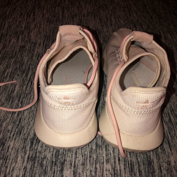 Adidas - Picture 2 of 4